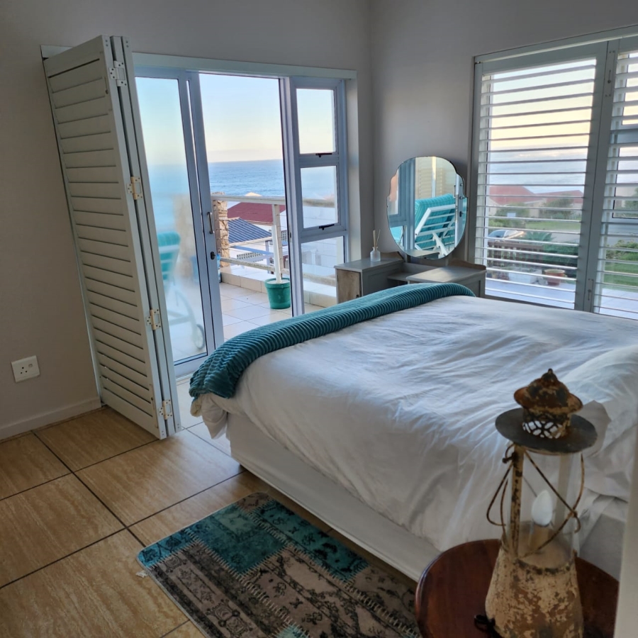 6 Bedroom Property for Sale in Jongensfontein Western Cape